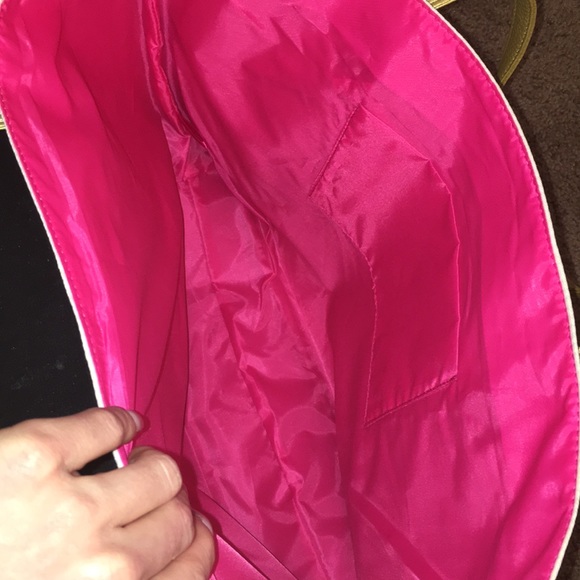 Large tote 👜 💕 - Picture 5 of 5